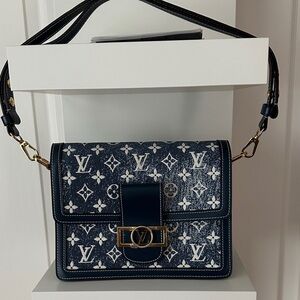 Women’s handbag
LV Dark Blue Monogram Crossbody Bag